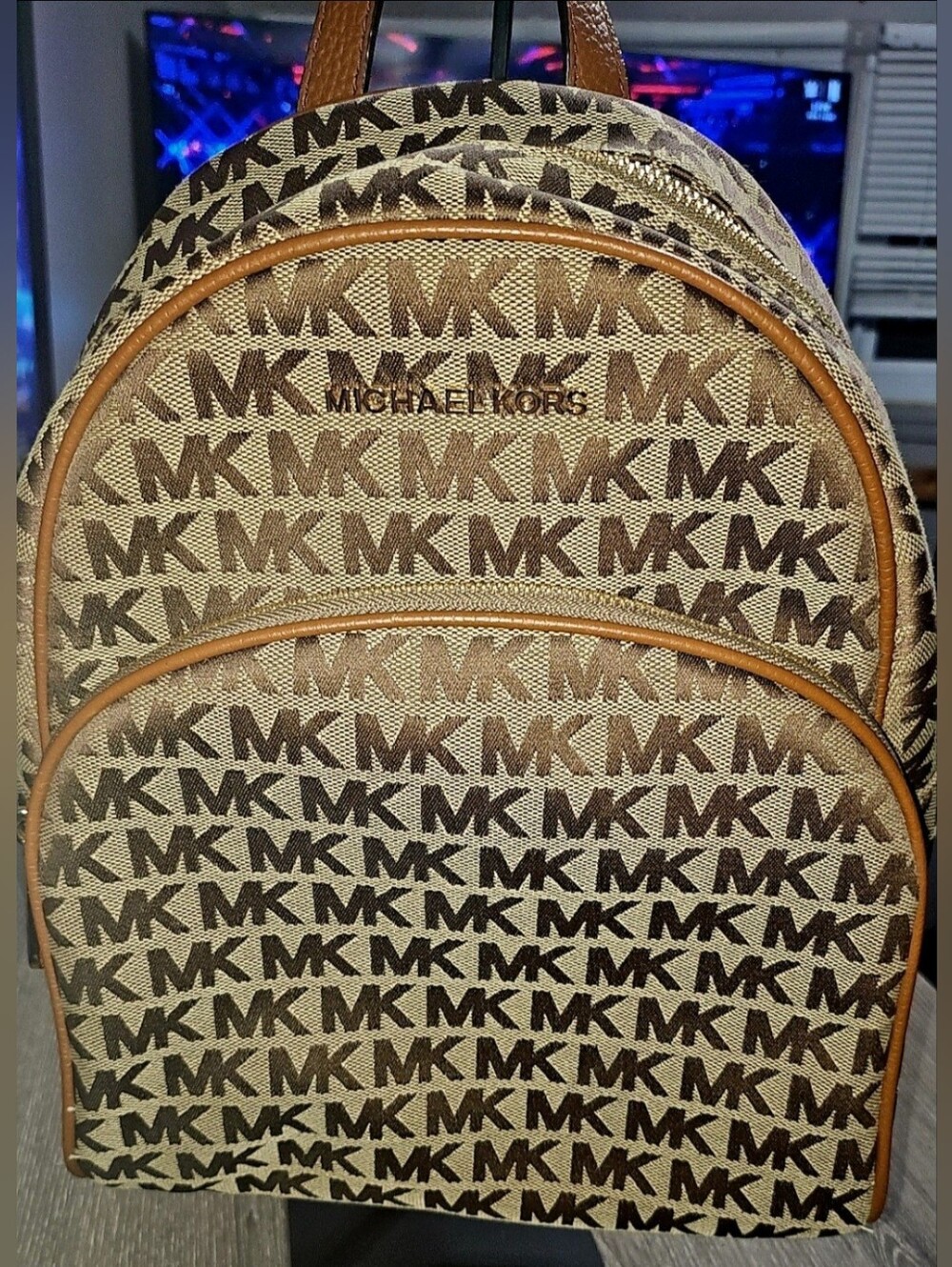 Auth. Michael Kors Abbey MK Signature Jaquard Backpack Beige/Ebony Medium